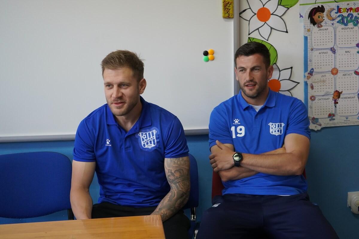 FK Leotar u posjeti školi2